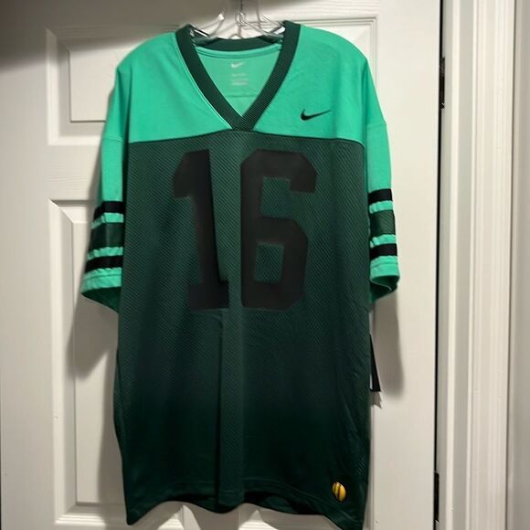 Nike Other - NWT Nike Men’s Football Jersey #16 Size large.